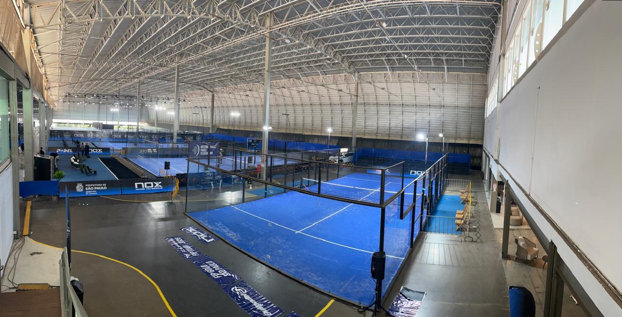 Panorâmica das quadras da Arena BTG Santo Padel durante o FIP Gold São Paulo